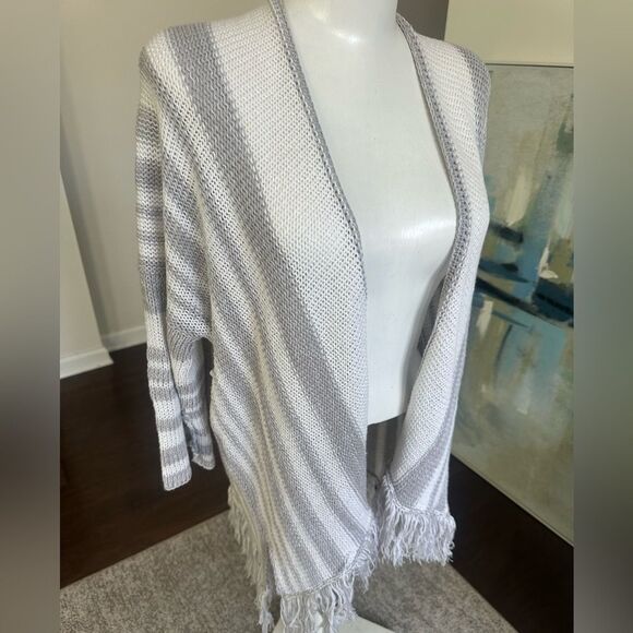 Wooden Ships Lightweight Fringed Cardigan Sweater XS - Picture 2 of 8